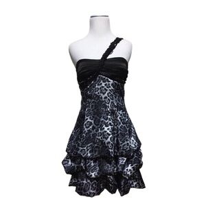 TABOO one shoulder animal print bubble skirt dress Jr 5/6 tiered bubble skirt